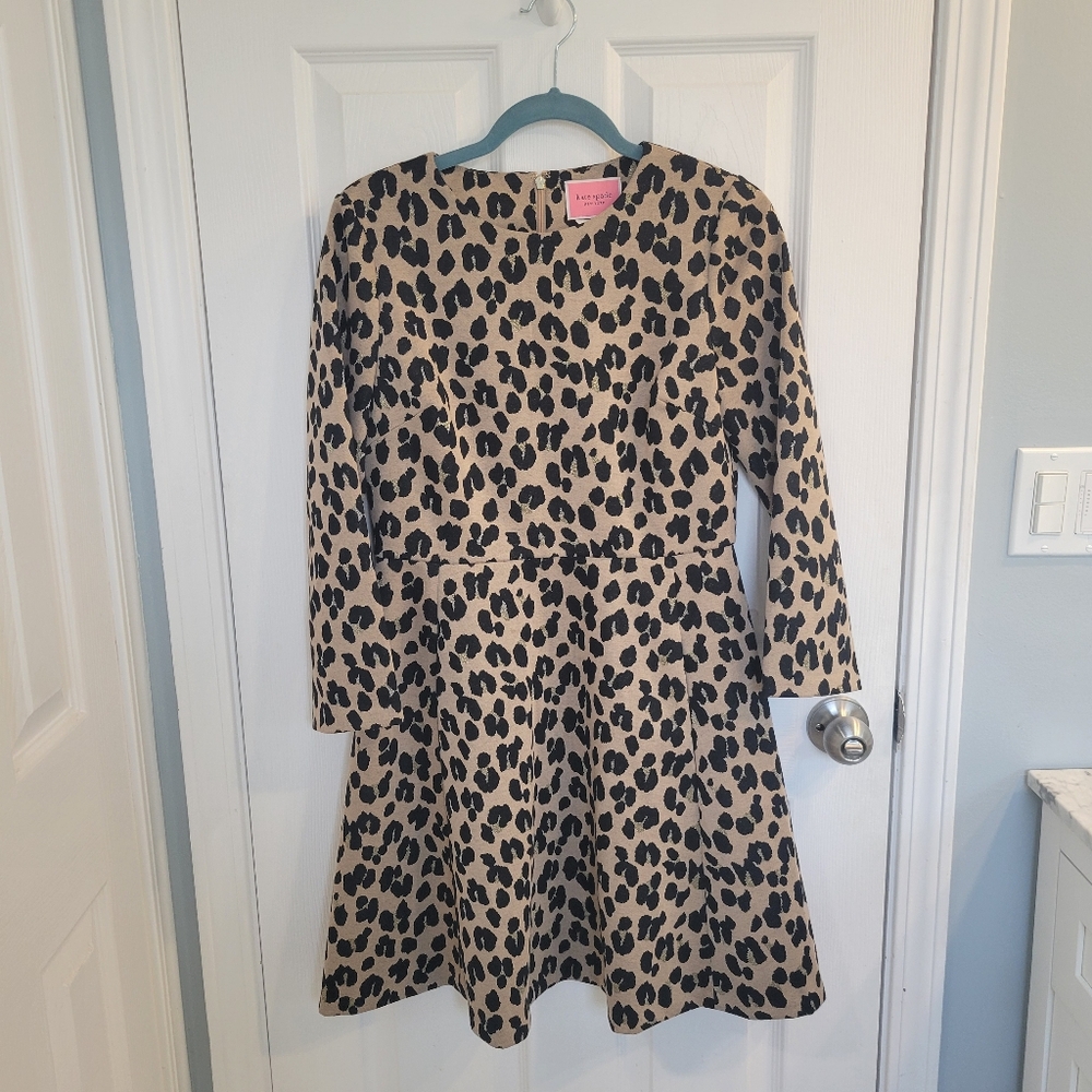 Cheetah print Kate Spade long sleeve drees with pockets. Size 8
